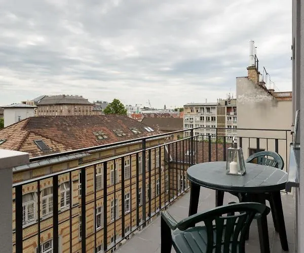 Downtown Residences Leo - Ac, Elevator, Terrace Διαμέρισμα