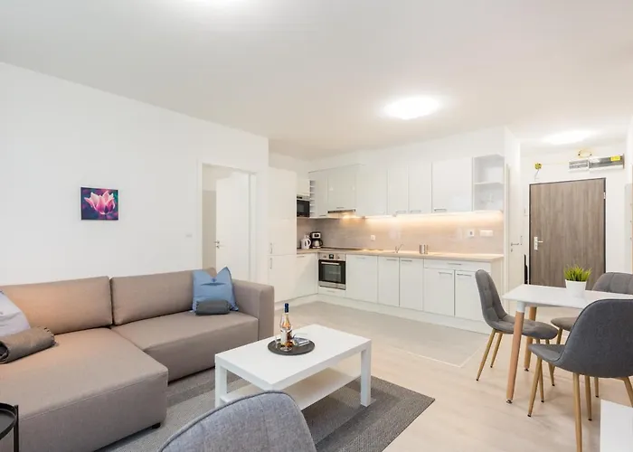 Διαμέρισμα Downtown Residences Leo - Ac, Elevator, Terrace