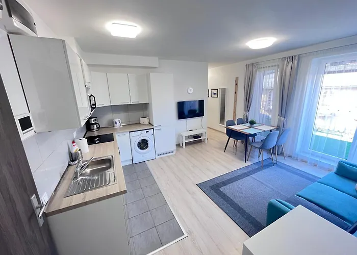 Downtown Residences Leo - Ac, Elevator, Terrace Διαμέρισμα