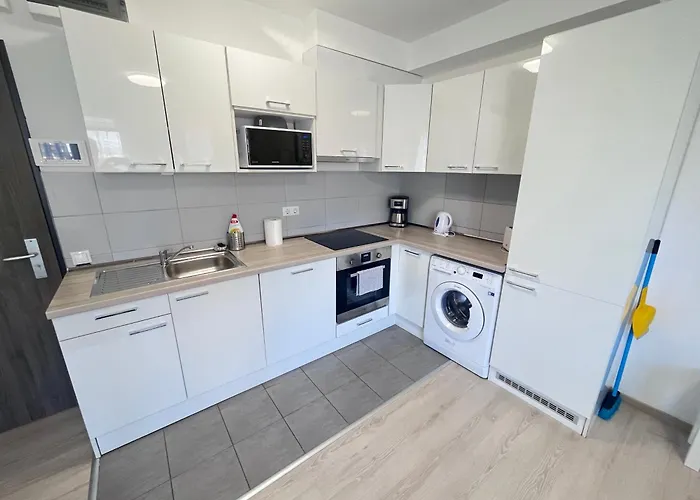 Downtown Residences Leo - Ac, Elevator, Terrace Διαμέρισμα *