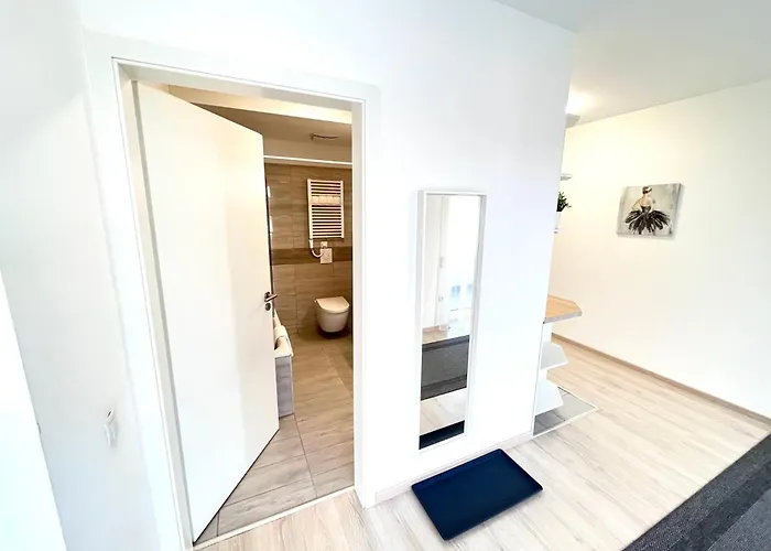 Downtown Residences Leo - Ac, Elevator, Terrace Apartment *