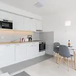 Downtown Residences Leo - Ac, Elevator, Terrace *