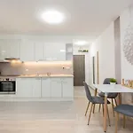 Downtown Residences Leo - Ac, Elevator, Terrace *