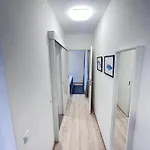 アパート Downtown Residences Leo - Ac, Elevator, Terrace ブダペスト