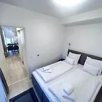 Downtown Residences Leo - Ac, Elevator, Terrace Appartamento Budapest