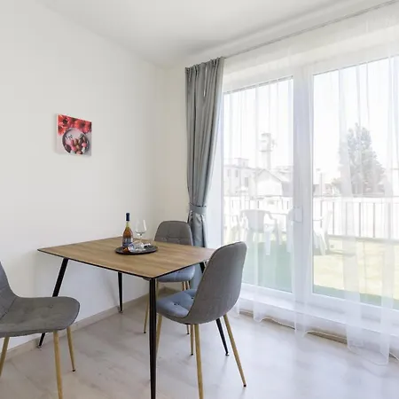 Downtown Residences Leo - Ac, Elevator, Terrace Apartment Budapest