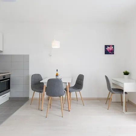 Apartment Downtown Residences Leo - Ac, Elevator, Terrace *