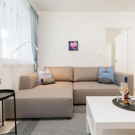 Apartment Downtown Residences Leo - Ac, Elevator, Terrace Budapest