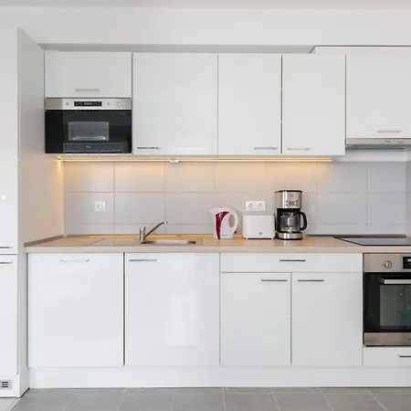 Downtown Residences Leo - Ac, Elevator, Terrace Apartman