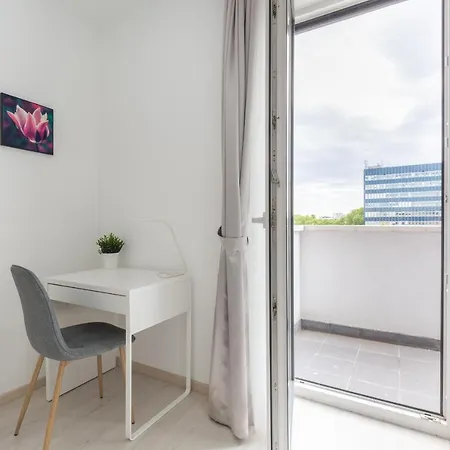 Downtown Residences Leo - Ac, Elevator, Terrace * Budapeste