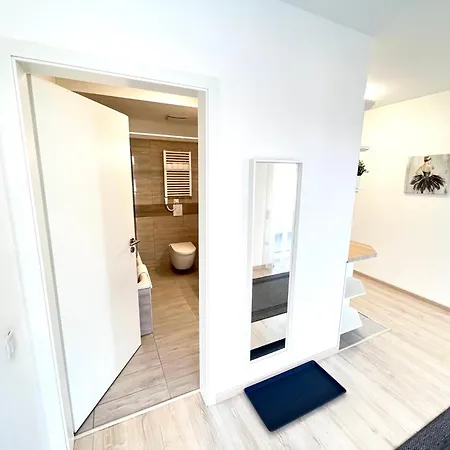 Downtown Residences Leo - Ac, Elevator, Terrace Apartamento *
