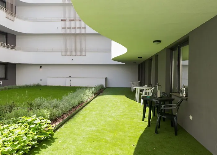 Downtown Residences Leo - Ac, Elevator, Terrace 公寓 *