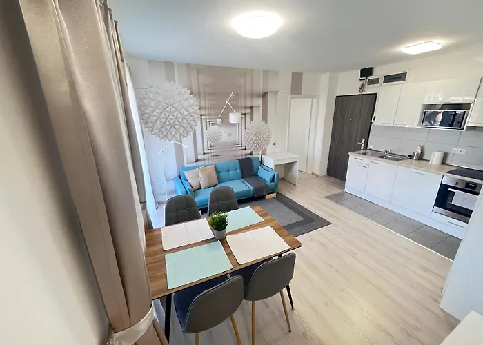Downtown Residences Leo - Ac, Elevator, Terrace 公寓 *